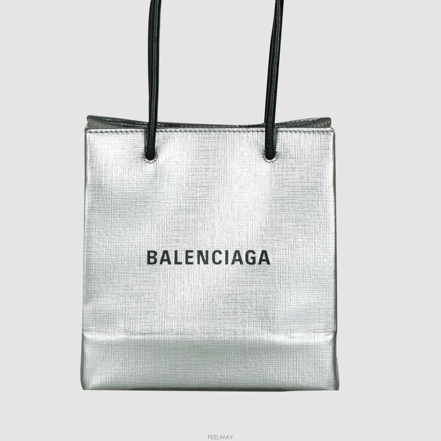 Balenciaga [�Ƹ�����]XXS�߷��þư� �뽺��콺 ���긮���� ��Ʈ�� ũ�ν���597858[�Ƹ�����]XXS�߷��þư� �뽺��콺 ���긮���� ��Ʈ�� 