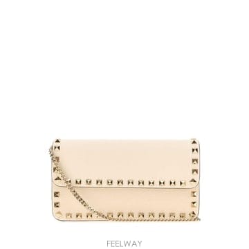 26FW 발렌티노 아이보리 레더 락스터드 클러치 9W2P0S61VSHI16 TP580483626