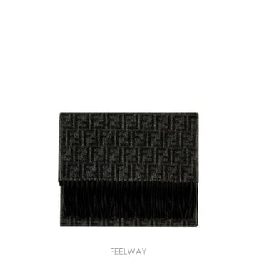 FENDI [W63]��� FXS417B1VZ F1Y8E ���� ���÷� ��ī�� �� Sciarpa nera in lana e[W63]��� FXS417B1VZ F1Y8E ���� ���÷� ��ī�� �� Sciar