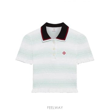 26SS 카사블랑카 폴로 with 블랙 앤 red 배색 칼라, 플리츠 가로 스트라이프, 쇼트 슬리브 with