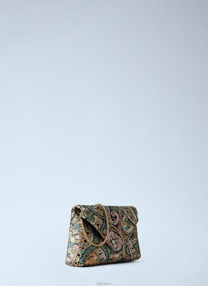 Dries Van Noten 26 F/W �帮�� �� ��ư ������̵� Ŭ��ġ �� 262-011512 B011240038426 F/W �帮�� �� ��ư ������̵� Ŭ��ġ �� 262-011512 