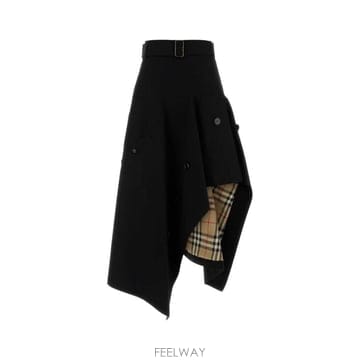 26FW 버버리 블랙 개버딘 스커트 8130208A1189 TP579435543
