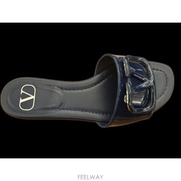 Valentino 26SS �߷�Ƽ�� Slide ���� WS0BD5TMKFI8 TP57086466926SS �߷�Ƽ�� Slide ���� WS0BD5TMKFI8 TP570864669