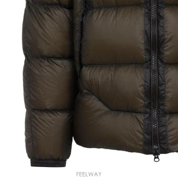 26FW C P  컴퍼니 Cp 컴퍼니 미디움 Dd 쉘 다운자켓 21CMOW215A110416A683 TP58