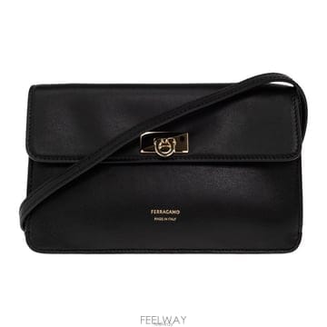 Ferragamo 26FW ��󰡸� ��ġ�� Ŭ��ġ ũ�ν��� 221165 79568726FW ��󰡸� ��ġ�� Ŭ��ġ ũ�ν��� 221165 795687