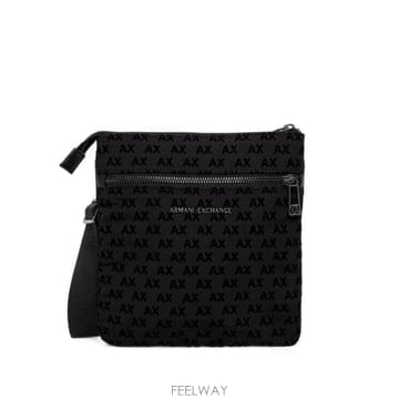 26 FW Armani Exchange 로고 패턴 메신저 백 XM003596AF2 TP457803700