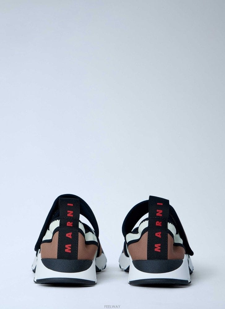 Marni 26 S/S ������ �ο�ž ����Ŀ�� SNZW020602 P7613 Z B011191612726 S/S ������ �ο�ž ����Ŀ�� SNZW020602 P7613 Z B0111