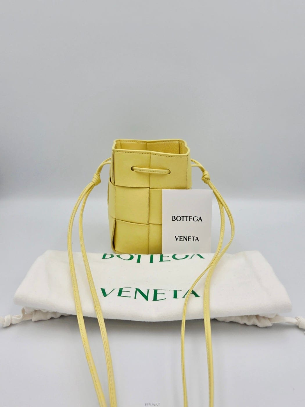Bottega Veneta [�ٿ� ������] ���װ� ī��Ʈ ��Ŷ�� �̴� ���ο� ����A[�ٿ� ������] ���װ� ī��Ʈ ��Ŷ�� �̴� ���ο� ����A