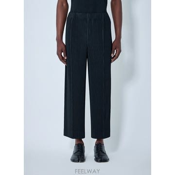 26 S/S 이세이 미야케 핀스트라이프 와이드레그 트라우저 HP66J B0111981313