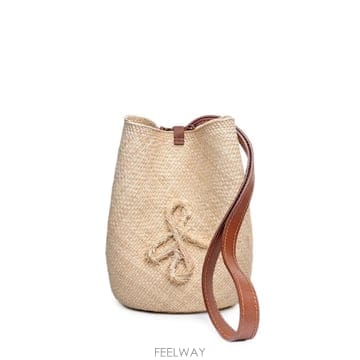 | Other Brand | 26 FW Ruslan Baginskiy �ΰ� �ڼ� ��Ʈ�� �Ŀ�ġ �� STRAWPOUCHBAGPCB035ST26 FW Ruslan Baginskiy �ΰ� �ڼ� ��Ʈ�� �Ŀ�ġ �� STRA