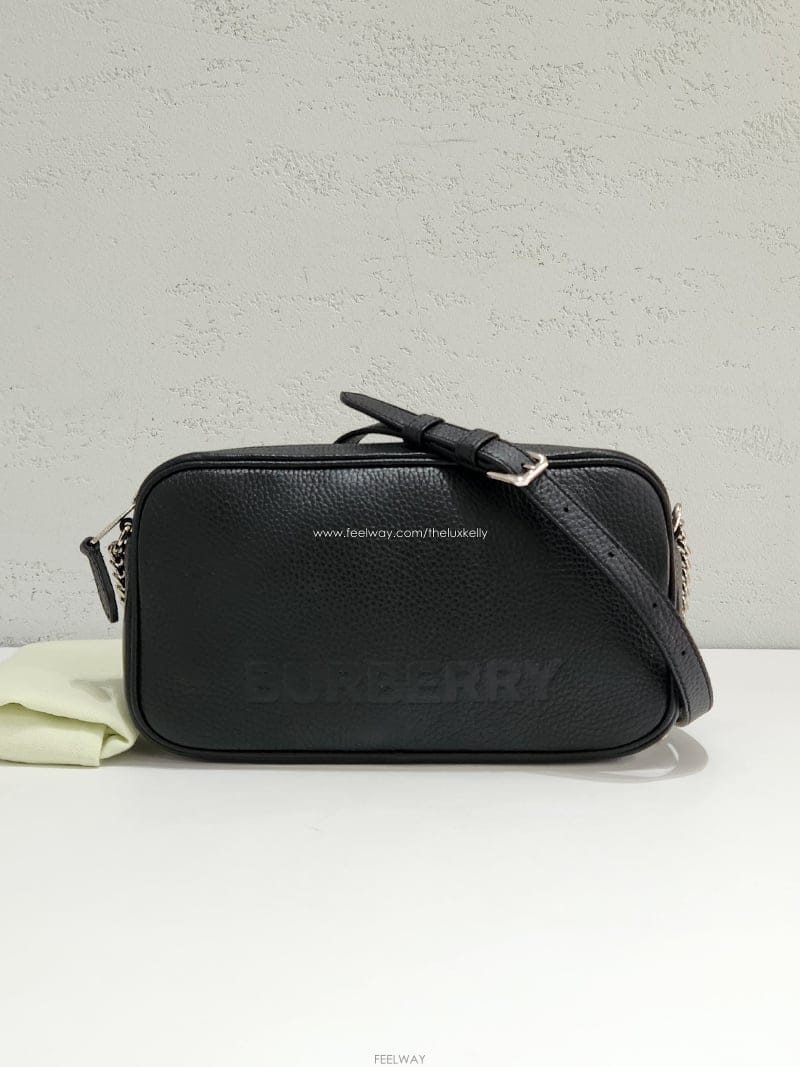 Burberry ������ �Ϸа���Ƽ�� �ΰ� ī�޶� ���� ũ�ν��� 80528481������ �Ϸа���Ƽ�� �ΰ� ī�޶� ���� ũ�ν��� 80528481