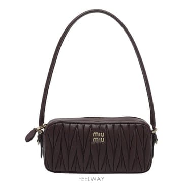 Miu Miu FW26[�̿�̿�] Ŭ��ġ�� 5NE024 AFPPF0007 [B0]FW26[�̿�̿�] Ŭ��ġ�� 5NE024 AFPPF0007 [B0]
