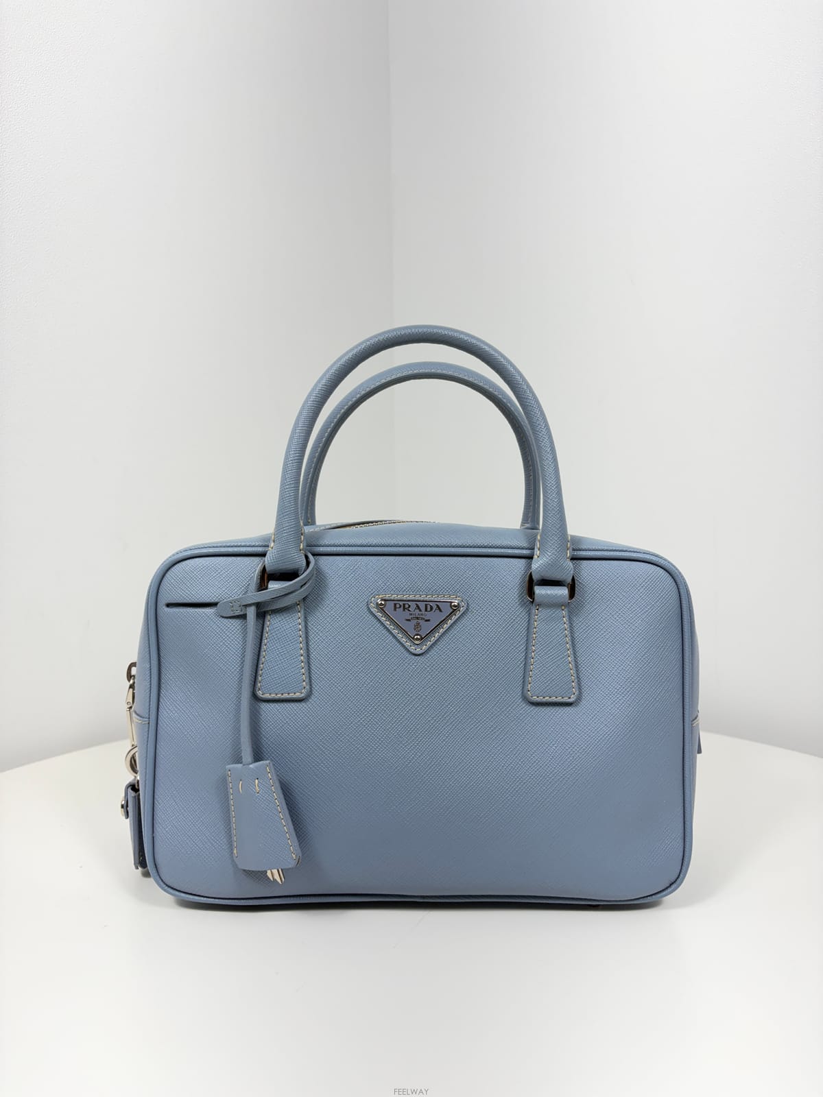 PRADA ����� ���ǾƳ� ������ ��Ʈ������� ���ǾƳ� ������ ��Ʈ��