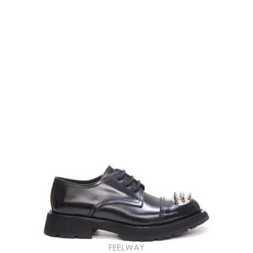 (해외배송) Alexander McQueen Alexander McQueen 펑크 스터드 디테일 더비 슈즈