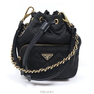 Prada(프라다) 1BH038 리에디션 1995 블랙 리나일론 퀄팅 듀엣 체인 버킷백 2WAY