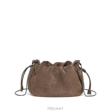 Brunello Cucinelli �δ��� BRUNELLO CUCINELLI ���ڷ� ��ġ�ڸ� ���� ��Ŷ���δ��� BRUNELLO CUCINELLI ���ڷ� ��ġ�ڸ� ���� ��