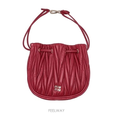 Miu Miu �δ��� MIU MIU �̿�̿� ��ũ ��Ŷ���δ��� MIU MIU �̿�̿� ��ũ ��Ŷ��
