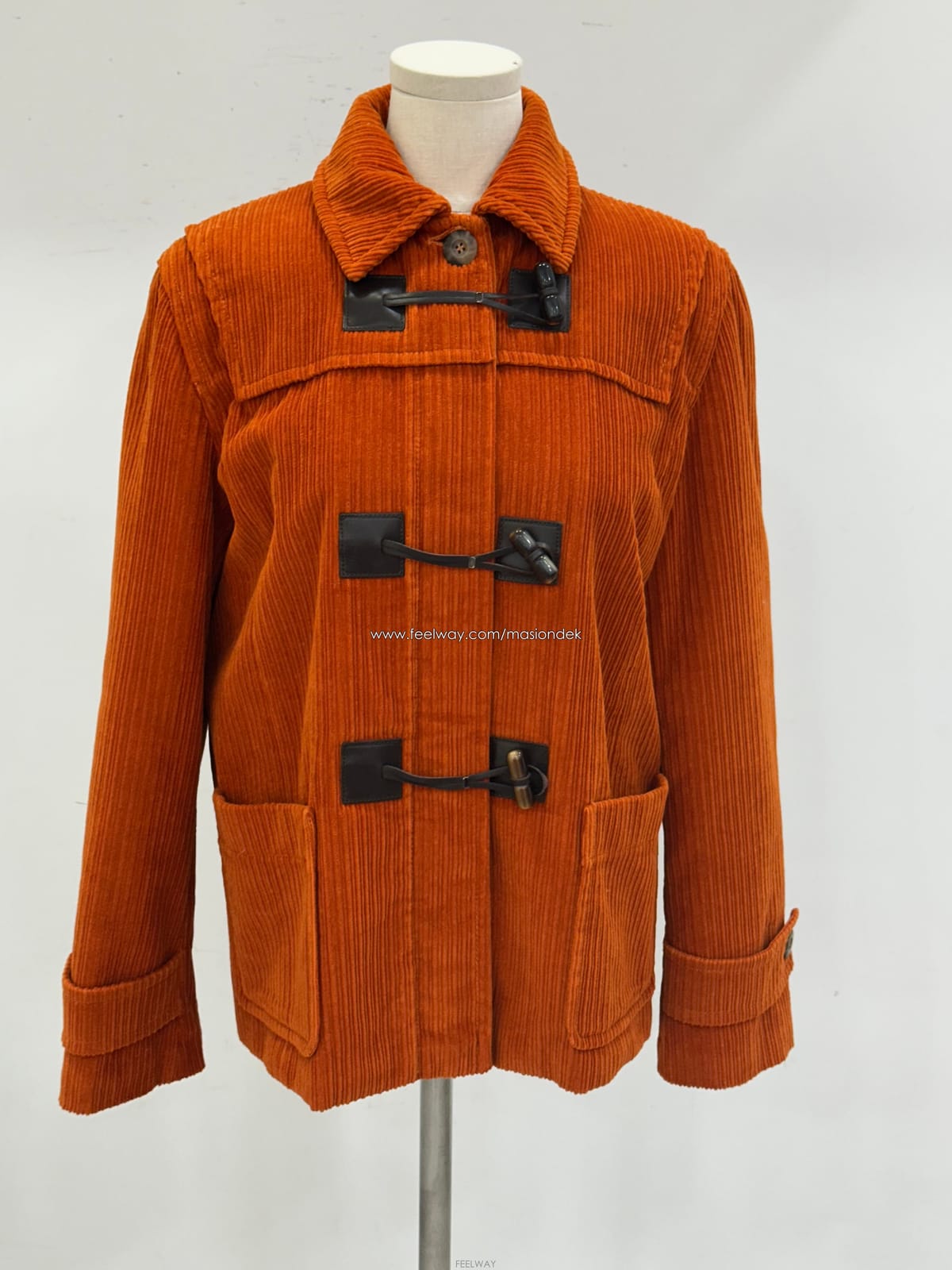 Max Mara �������� ��ĵ�� �ڵ���� ���� ���� / ��Ʈ�������� ��ĵ�� �ڵ���� ���� ���� / ��Ʈ