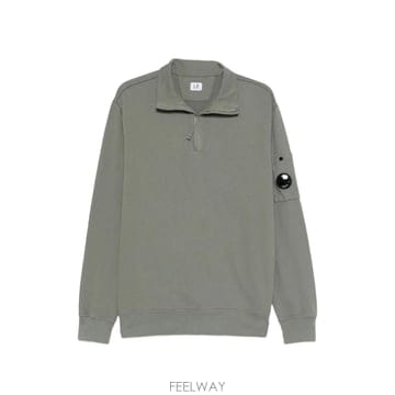 당일배송 CP컴퍼니 렌즈 하프 지퍼 스웨터