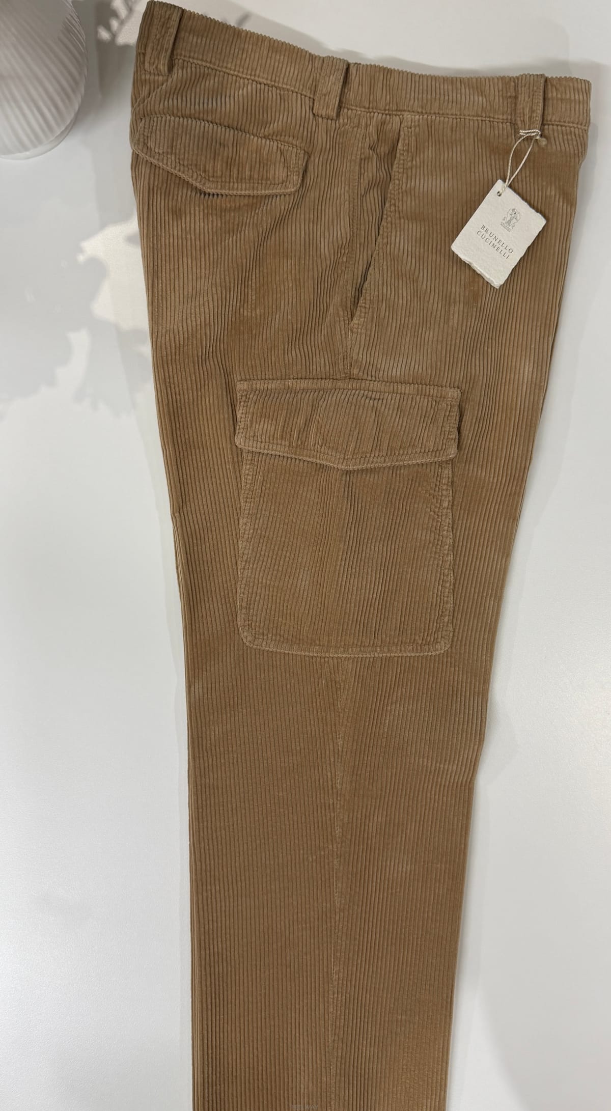 Brunello Cucinelli ���ڷ� ��ġ�ڸ� ������ �ڵ���� ��ư ���� 48���ڷ� ��ġ�ڸ� ������ �ڵ���� ��ư ���� 48