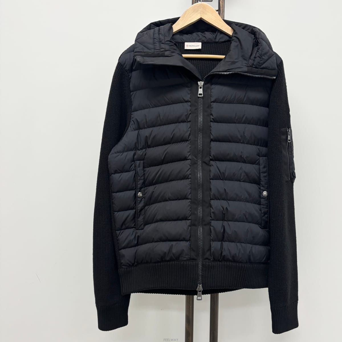 Moncler [XL]��Ŭ���� ���� �ĵ� ��Ʈ�е�[XL]��Ŭ���� ���� �ĵ� ��Ʈ�е�