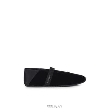 FENDI 26FW ��� �÷� ���� 8F9214 WR1F0ABB NERO26FW ��� �÷� ���� 8F9214 WR1F0ABB NERO