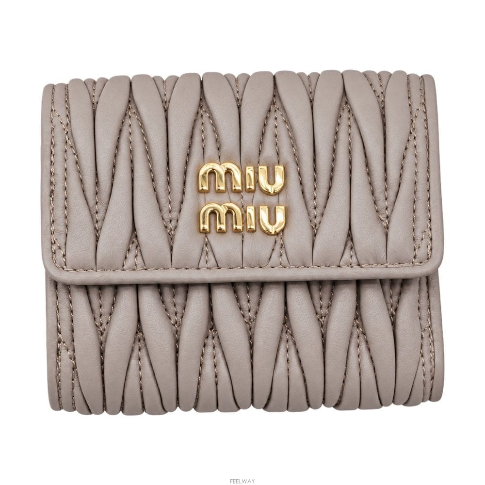Miu Miu �̿�̿� ���� 5MH058AFPPF0D32 B0562429138�̿�̿� ���� 5MH058AFPPF0D32 B0562429138