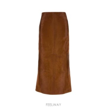 26 F/W 알라이아 펜슬 스커트 포니 헤어 카프스킨 AA9J2677 B0742365380