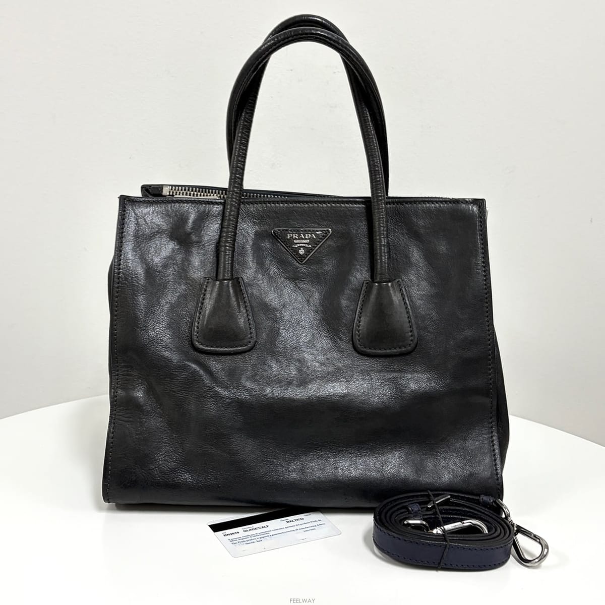 PRADA ����� �ﰢ�ΰ� �׷��̽� ī����Ų ��Ʈ�� & ����� (BN2619)����� �ﰢ�ΰ� �׷��̽� ī����Ų ��Ʈ�� & ����� (BN2