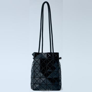 Issey Miyake 26 FW �ٿ��ٿ� �̼��̹̾��� Wring ���� ��Ŷ ����� BB68 AG531 F26 FW �ٿ��ٿ� �̼��̹̾��� Wring ���� ��Ŷ ����� BB6