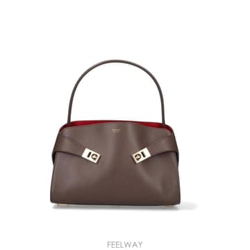 Ferragamo 26FW ��󰡸� �̵�� Stock �ͽ�ü���� 780592003 TP58195573426FW ��󰡸� �̵�� Stock �ͽ�ü���� 780592003 TP5819