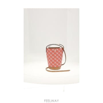 CELINE [K68]������ L109U5L96 GNZ5 ���� Ŭ��ġ �Ŀ�ġ�� �̴Ϲ� MINI BUCKET[K68]������ L109U5L96 GNZ5 ���� Ŭ��ġ �Ŀ�ġ�� �̴Ϲ�
