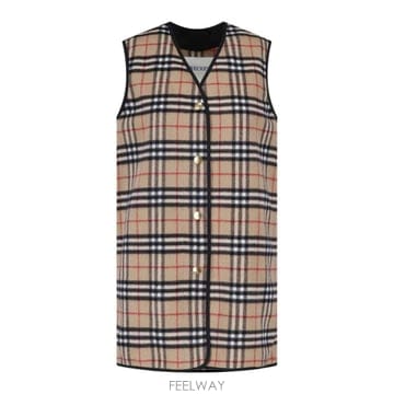 Burberry 26FW ������ �� �� ĳ�ù̾� Padding 8500200 TP58195815626FW ������ �� �� ĳ�ù̾� Padding 8500200 TP581958156