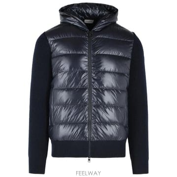 Moncler Moncler �е�� ���� �ĵ�Ƽ 9B00028M1131 778 TP979796731Moncler �е�� ���� �ĵ�Ƽ 9B00028M1131 778 TP97979673