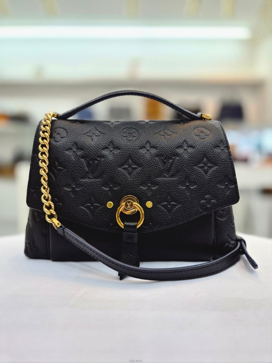 Louis Vuitton ���̺��� ���׷� �������� NOIR ������ BB ũ�ν��� M43624���̺��� ���׷� �������� NOIR ������ BB ũ�ν��� M43