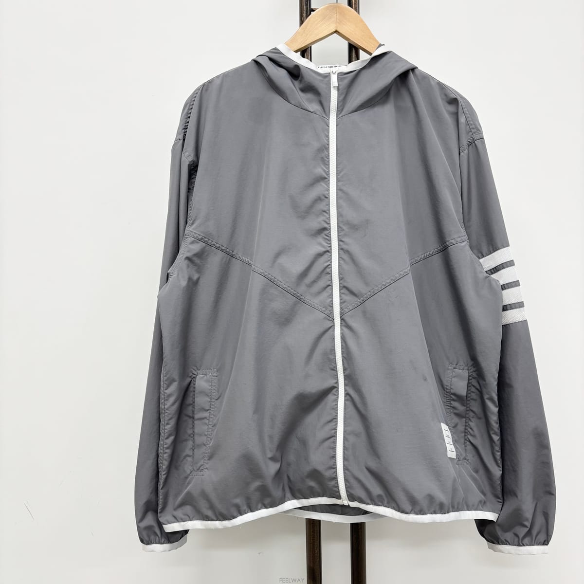 Thom Browne [3]����� �缱���� �޽� �ٶ�����[3]����� �缱���� �޽� �ٶ�����