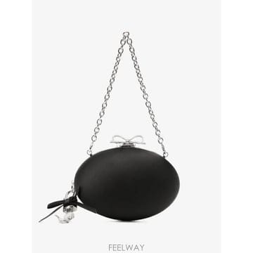26 FW 셀프포트레이트 보우 클래스프 체인 스트랩 클러치 PF26322BB TP457662750