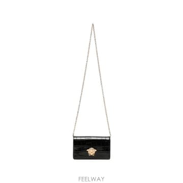 Versace 26 FW ������ü �̴� �޵λ� 95 ũ��Ŀ���� ����Ʈ ��� �� 10233591A10501 TP458183426 FW ������ü �̴� �޵λ� 95 ũ��Ŀ���� ����Ʈ ��� 