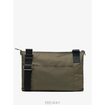 26 FW 메종마르지엘라 포 스티치 지퍼 라인 숄더 백 SB1WG0096P9226 TP455558794