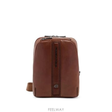 26 FW 피콰드로 로고 장식 레더 메신저 백 CA7176W143 TP458600006