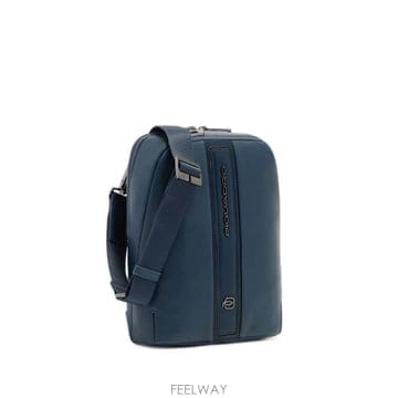 26 FW 피콰드로 로고 장식 메신저 백 CA7176W143 TP458600003