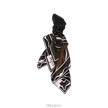 Emilio Pucci 26 FW PUCCI �ͽ� ����Ʈ ��ũ ��ī�� 6UGB416UC11 TP45961511126 FW PUCCI �ͽ� ����Ʈ ��ũ ��ī�� 6UGB416UC11 TP4596