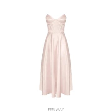 Elisabetta Franchi 26 FW Elisabetta Franchi ���ڸ� �к긯 �巹�� AB96767E2 TP45814092526 FW Elisabetta Franchi ���ڸ� �к긯 �巹�� AB96767E