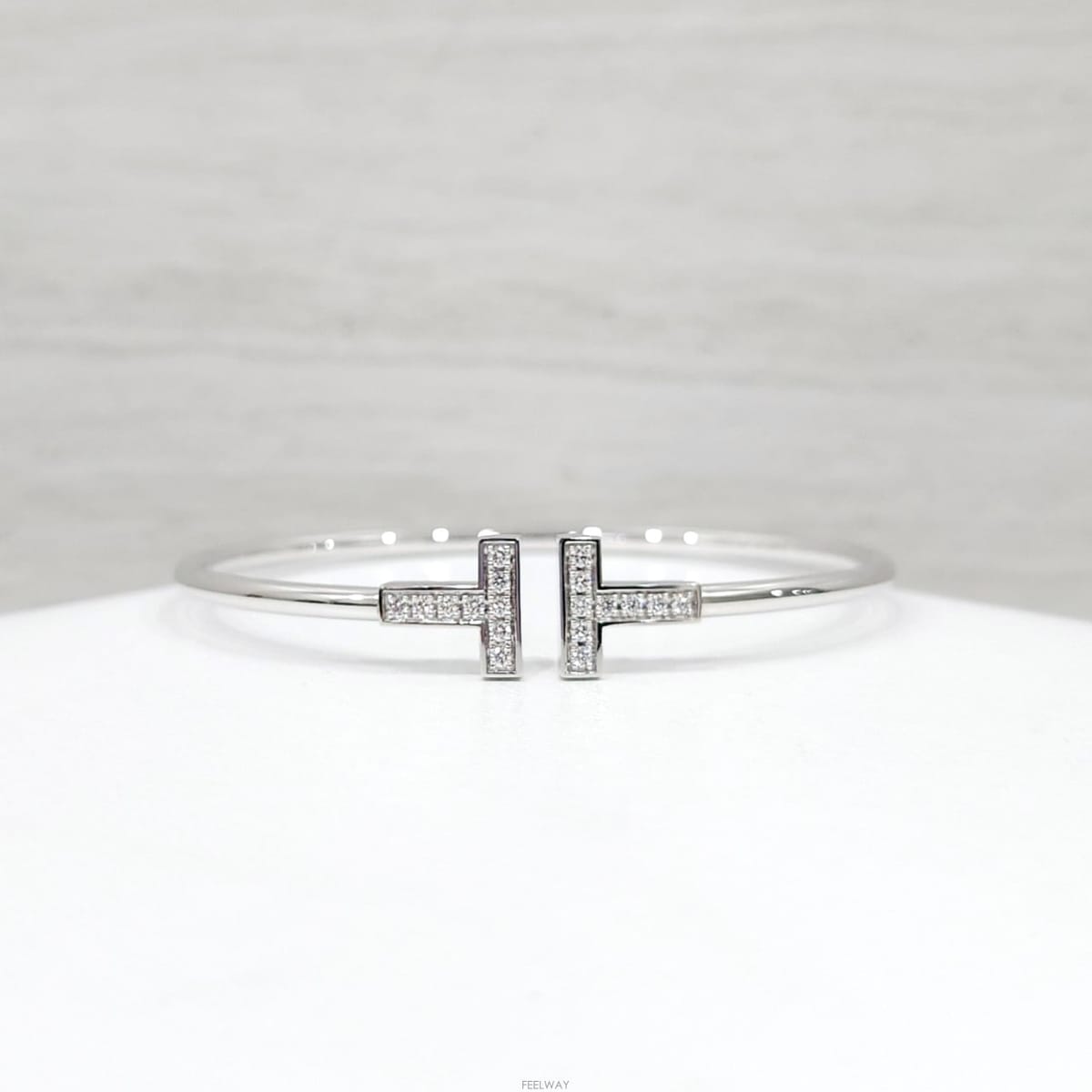 TIFFANY & Co [������] (����ǰ) Ƽ�ĴϾ��� T ���̾Ƹ�� ���̾� ȭ��Ʈ��� �극�̽��� M 60010748[������] (����ǰ) Ƽ�ĴϾ��� T ���̾Ƹ�� ���̾� ȭ��