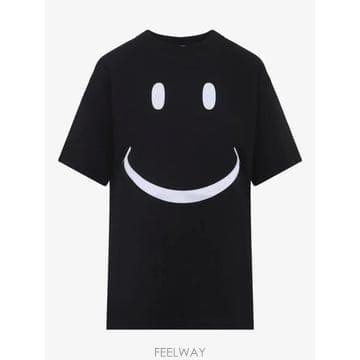 Moschino 26 FW ��Ű�� ������ ���̽� ��ư Ƽ���� J07125441 TP45962397626 FW ��Ű�� ������ ���̽� ��ư Ƽ���� J07125441 TP4