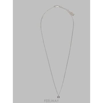 FENDI �δ��� FENDI ��� �ǹ� ������δ��� FENDI ��� �ǹ� �����