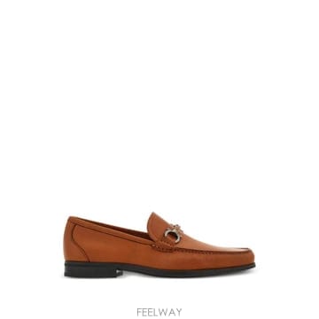 Ferragamo ���Ϲ�� ��󰡸� ��ġ�� ���ʸ�Ʈ ���۴��Ϲ�� ��󰡸� ��ġ�� ���ʸ�Ʈ ����