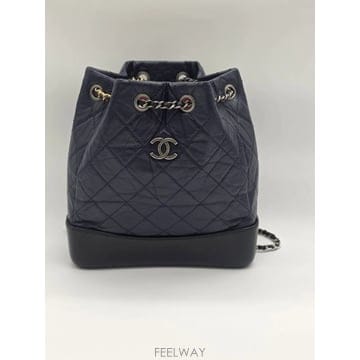 CHANEL | 샤넬 가브리엘 퀼팅 백팩 카프스킨 A94485