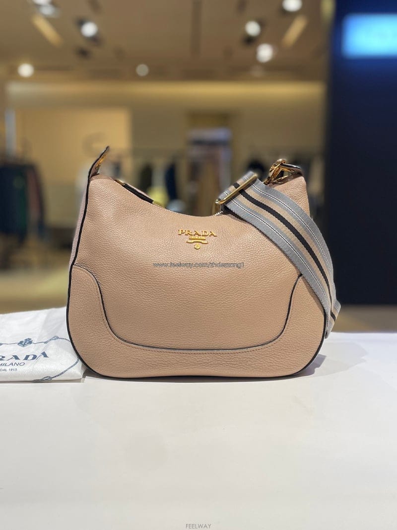 PRADA ����� ���ڷ� �Ǵн� ȣ�� ����� 1BC166����� ���ڷ� �Ǵн� ȣ�� ����� 1BC166