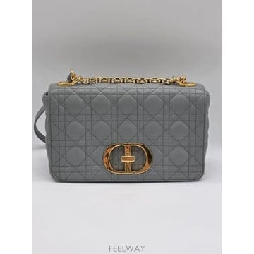 DIOR DIOR | ��� ī�� �׷��� ���� ��� �̵�� ũ�ν��� M9242UWHCDIOR | ��� ī�� �׷��� ���� ��� �̵�� ũ�ν��� M9